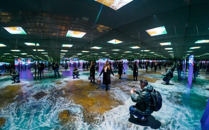 Inaugurat în 1 noiembrie, Museum of Immersive New Art (MINA) Cluj a adunat, în prima săptămână, 8.000 de vizitatori.