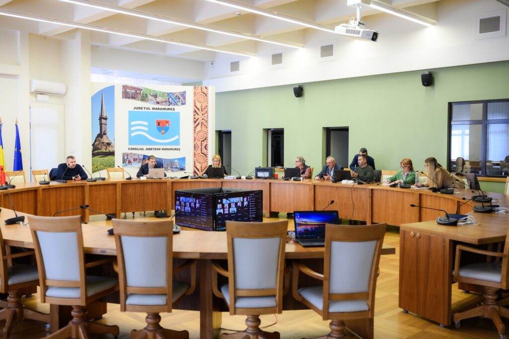 Gabriel Zetea, recent desemnat ca președinte, a convocat o ședință extraordinară a Consiliului Județean (CJ) Maramureș pentru rectificarea bugetului județean.