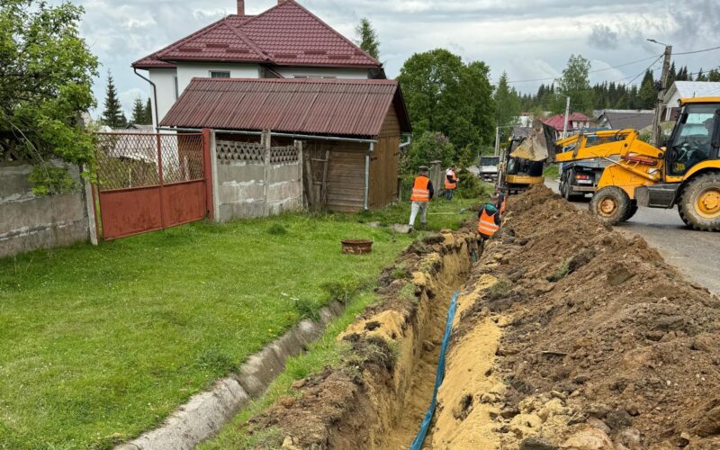 Au fost finalizate tronsonul 1 – de la stația de pompare (SP) Călățele 2 la gospodăria de apă (GA) Văleni; tronsonul 2 – de la intersecția drumului de exploatare cu DJ 108C la SP Râșca 6; tronsonul 3 – de la rezervorul de apă din Călățele Pădure până la cel din Dealul Negru; tronsonul 4 – de la intersecția DN 1R cu DJ103K la GA Beliș.