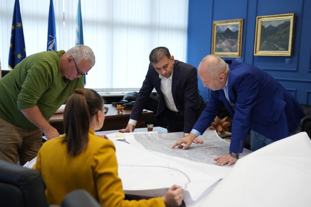 Revenit de trei luni în funcția de președinte al Consiliului Județean (CJ) Maramureș, Gabriel Zetea a anunțat resuscitarea proiectului variantei de ocolire a municipiului, pe care îl consideră drept una dintre prioritățile administrației.