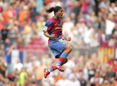 Organizatorii Sports Festival scot la vânzare, în total, 9.000 de bilete pentru show-ul cu Ronaldinho Gaucho, dar la "prima strigare", de la finele anului trecut, cererea de 16.000 era aproape dublă față de capacitatea maximă a Sălii Polivalente din Cluj.